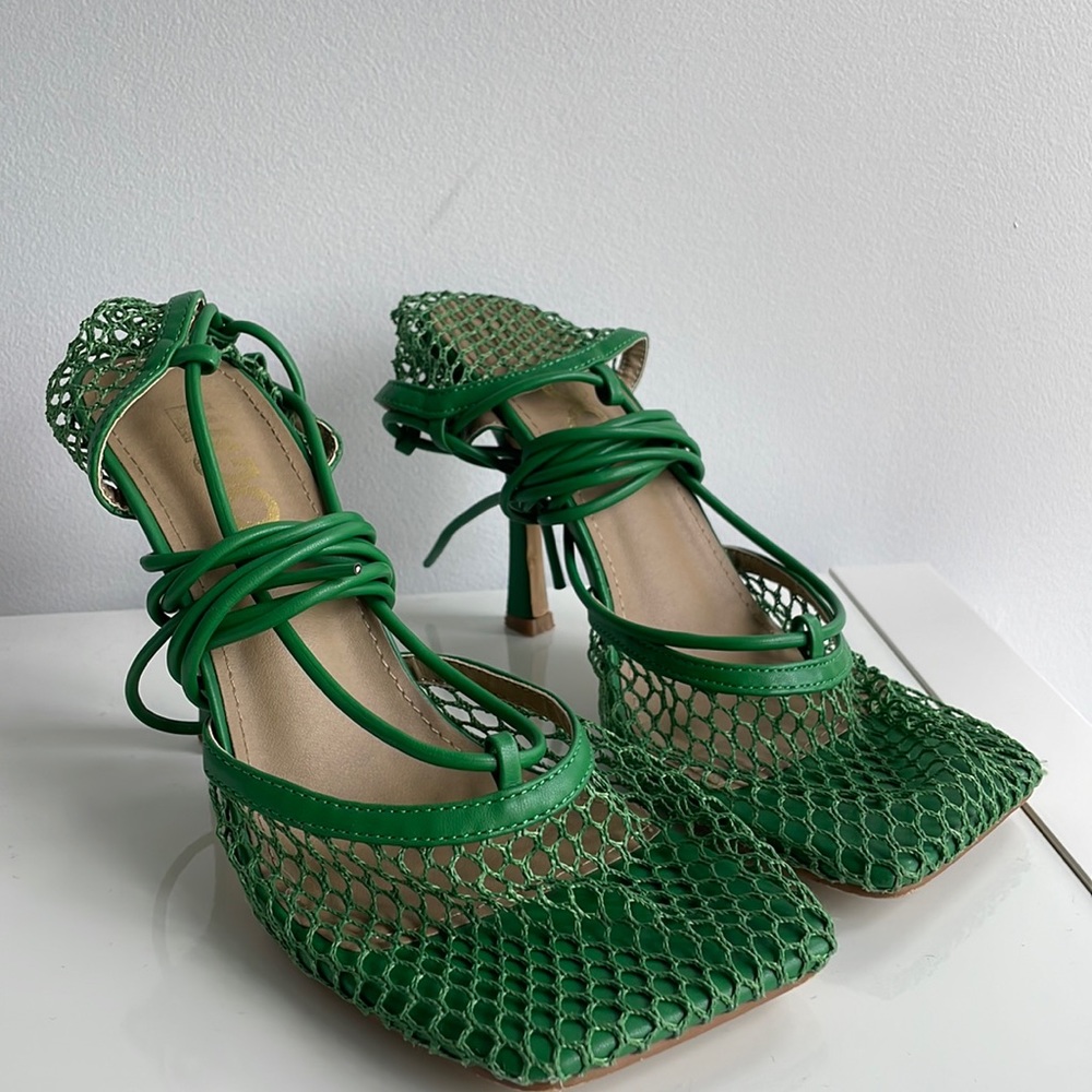 Green net heels UK size 5 US size 7
